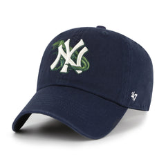 NEW YORK YANKEES CRITTER '47 KID'S CLEAN UP